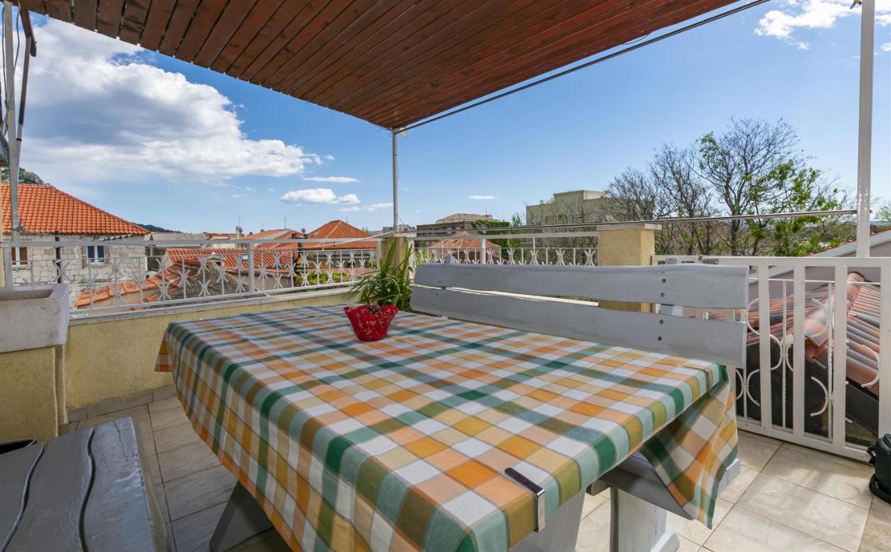 Apartment Ivanka Omiš Exteriör bild