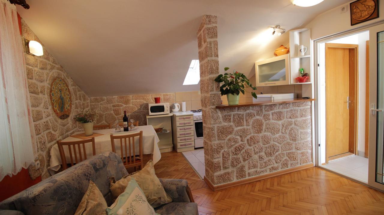Apartment Ivanka Omiš Rum bild